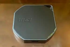 MSI DataMag 40Gbps განხილვა: ელეგანტური და მაგნიტური USB4 საცავი