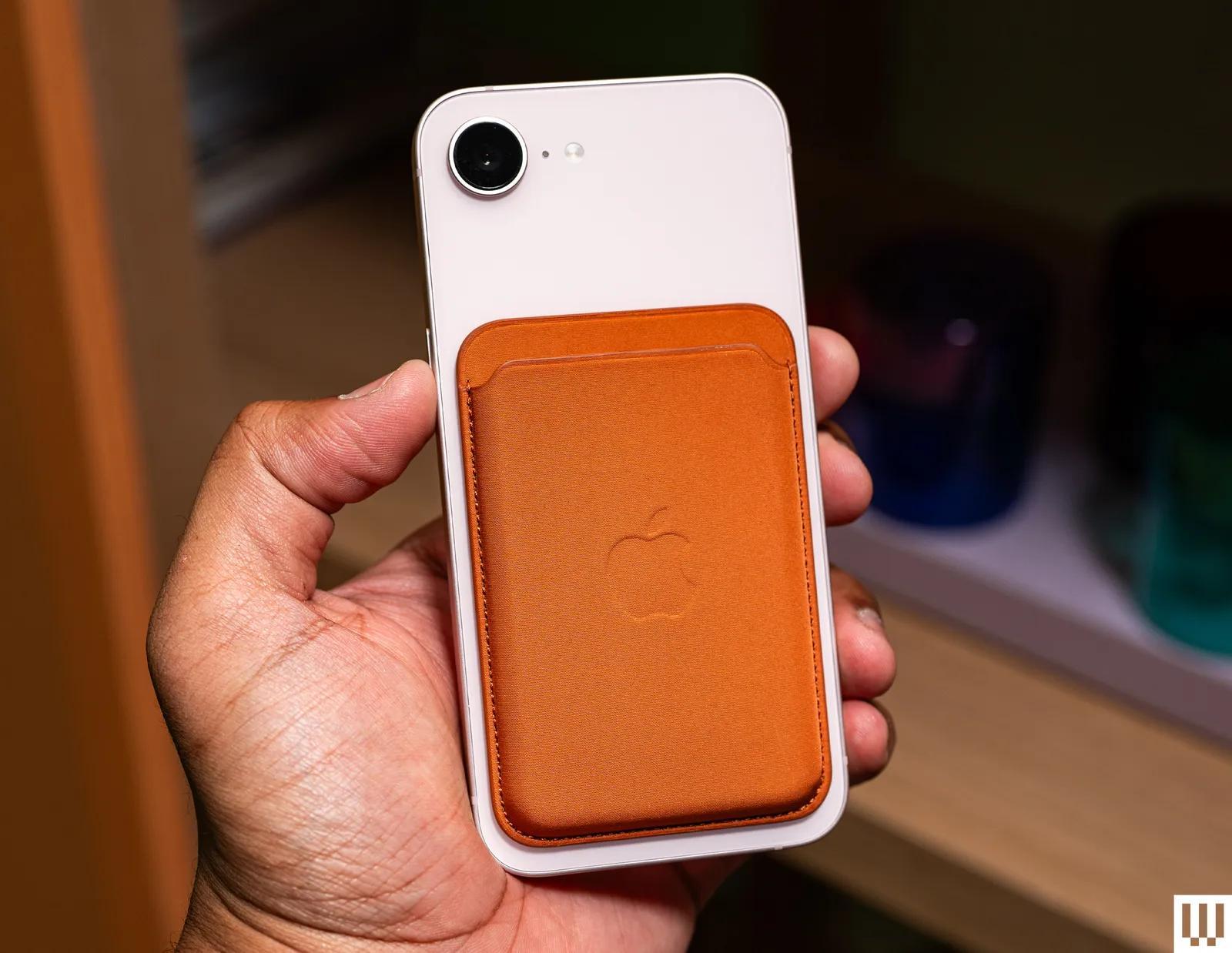 iPhone 17e დიზაინი
