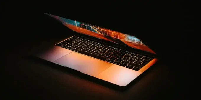 Macbook Ultra